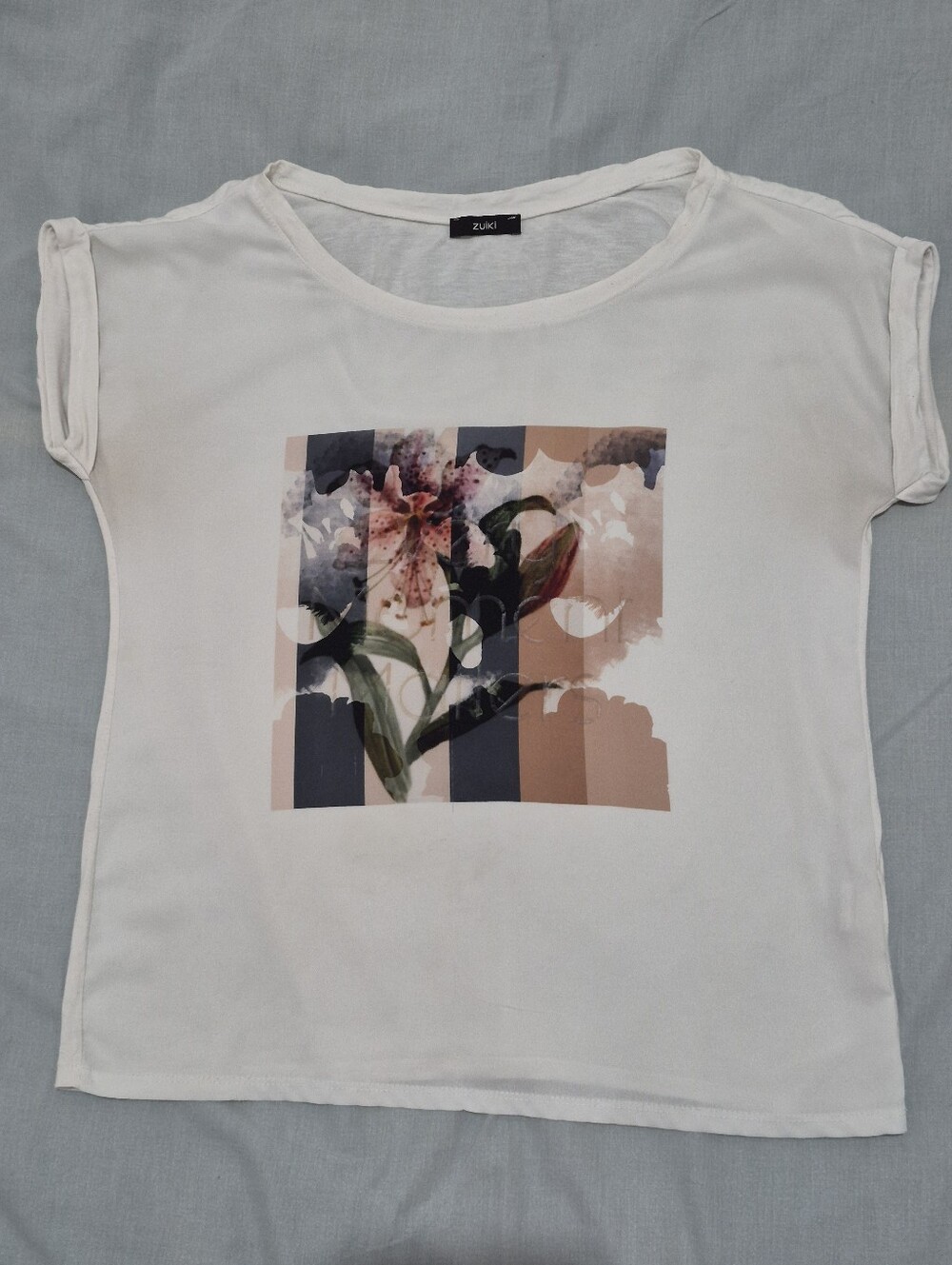 Zuiki Womens White Floral Print Short Sleeve Tee